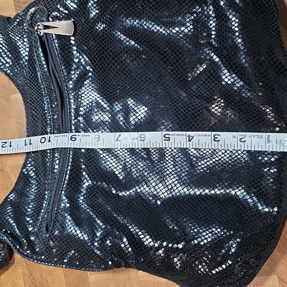 Liza Ganz Crossbody Bag - Picture 5 of 9